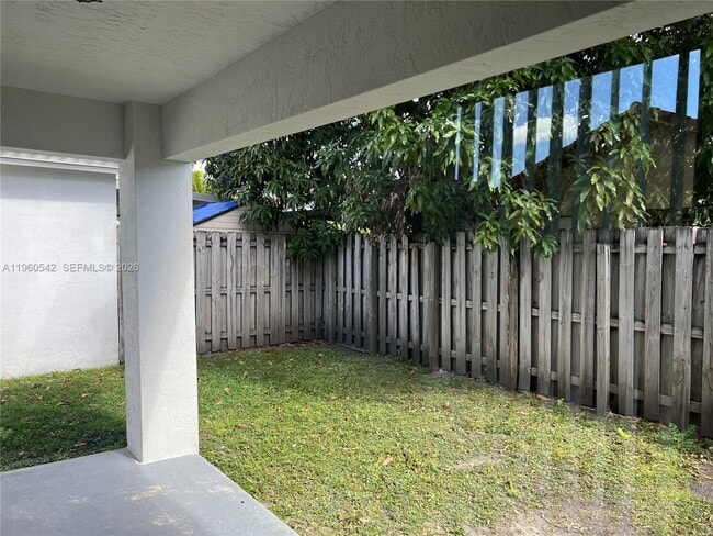 Building Photo - 14225 SW 149th Ave