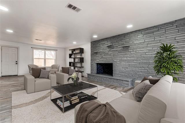 Building Photo - 4524 Harvey Dr