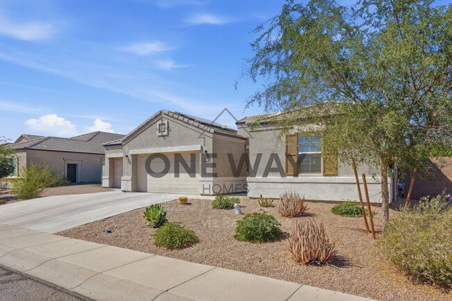 Building Photo - 30558 W Clarendon Ave