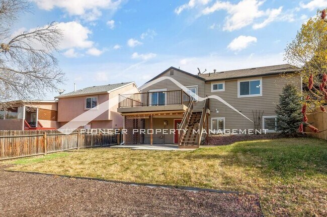 Building Photo - 6590 Montarbor Dr