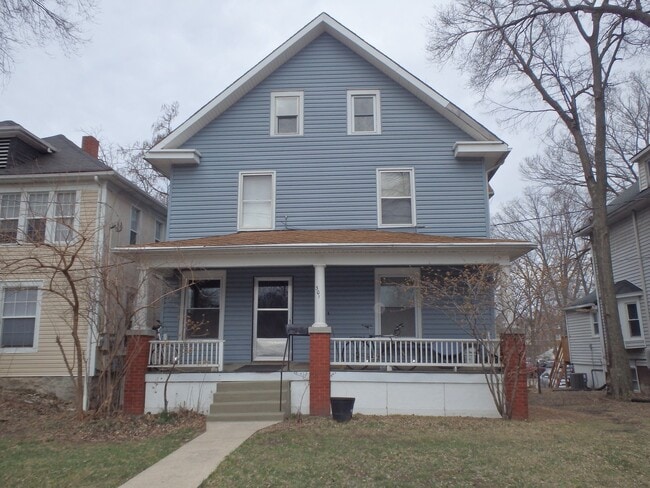 Building Photo - 301 Waugh St