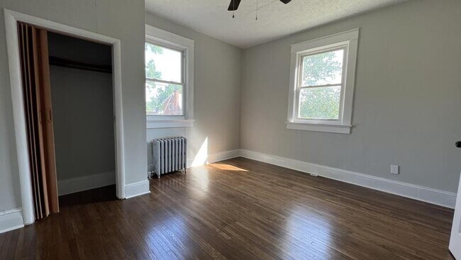 Building Photo - 330 Stafford St