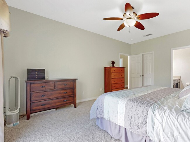 Building Photo - 888 El Capitan Way