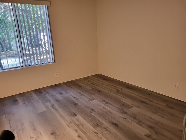 Building Photo - 22232 S Vermont Ave