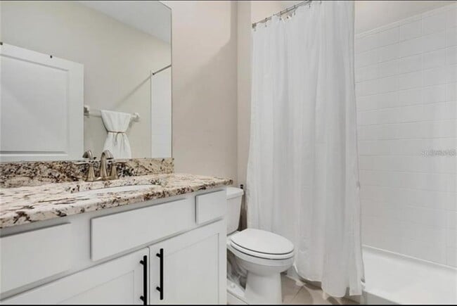 Building Photo - 32959 Sand Creek Dr
