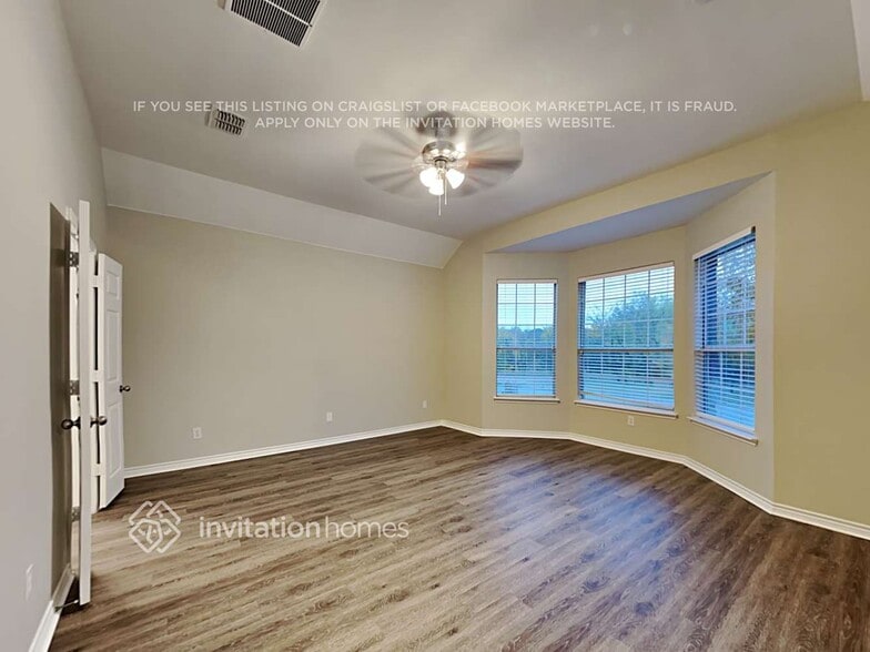 Building Photo - 1037 Shadybrook Ln