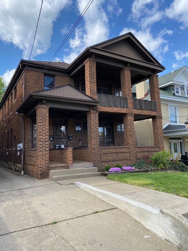 Building Photo - 2956 Espy Ave