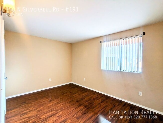 Building Photo - 350 N Silverbell Rd