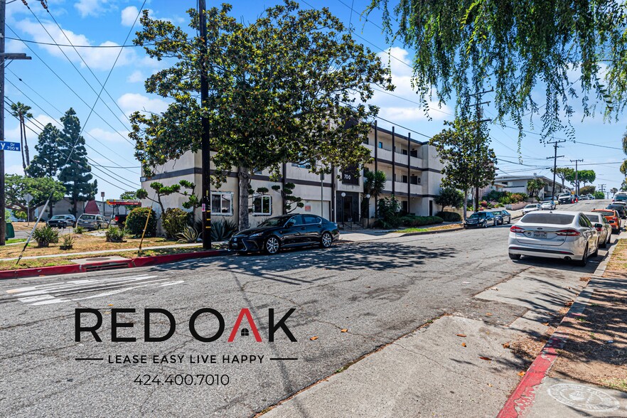Building Photo - 700 Glenway Dr