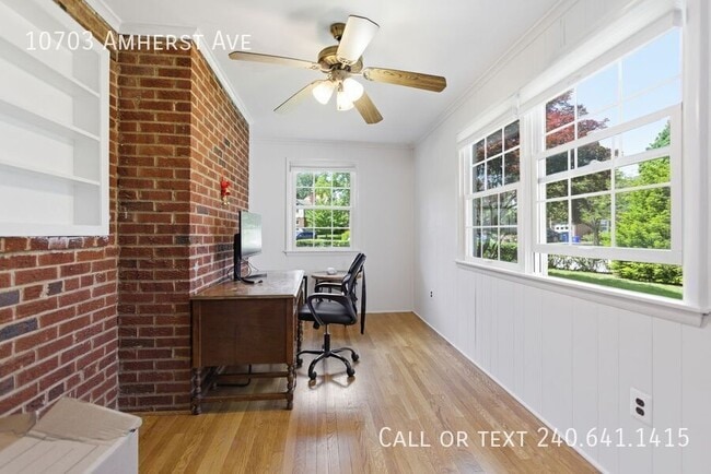 Building Photo - 10703 Amherst Ave