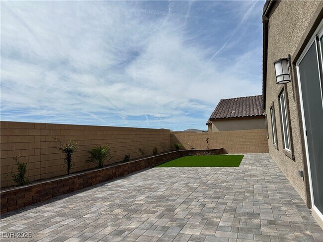 Building Photo - 3495 Lamberto Clf Wy