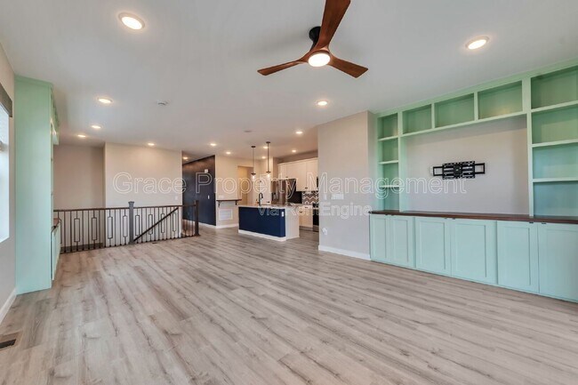 Building Photo - 4751 Ambrose Pl