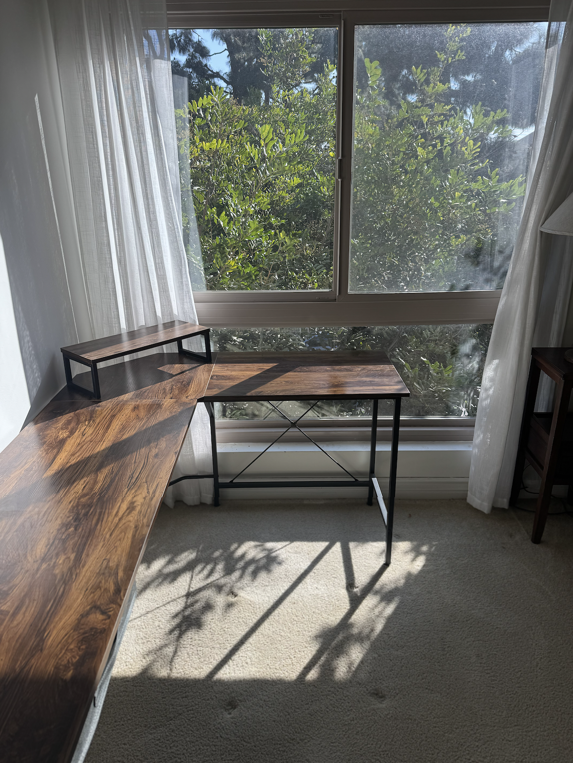 Desk area in guest bedroom. - 6001 Canterbury Dr