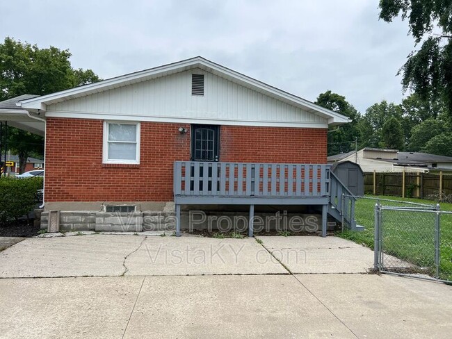 Building Photo - 2512 Accasia Dr
