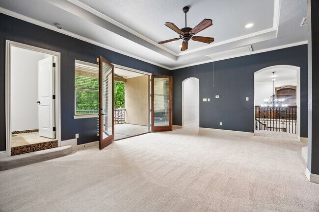 Building Photo - 2101 Miracle Point Dr