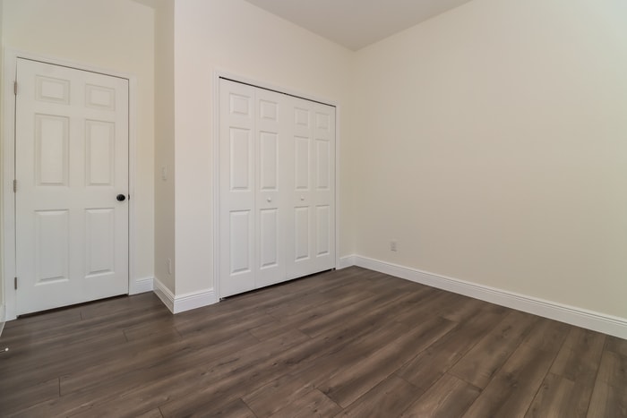 Building Photo - 2001 E Wood St