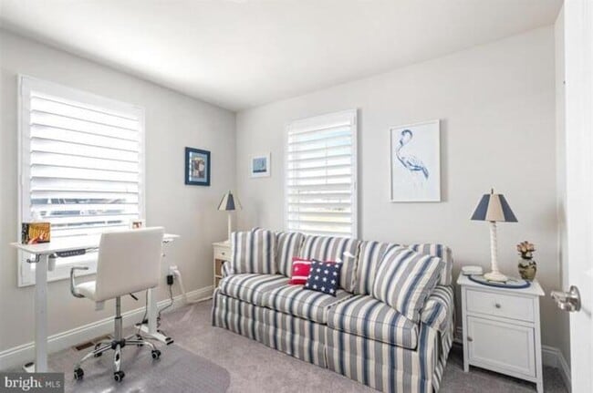 Building Photo - 35302 Wright Way