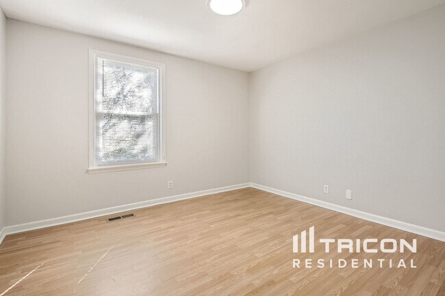 Building Photo - 616 Monte Carlo Dr