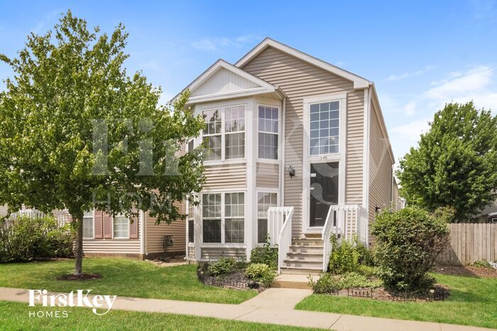 Building Photo - 949 Symphony Dr