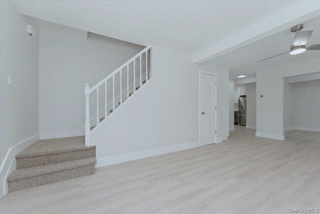 Building Photo - 136 Albany Blvd