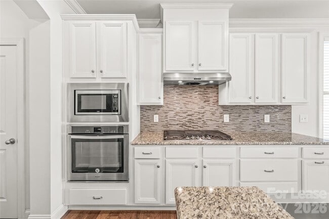 Building Photo - 15310 Scholastic Dr