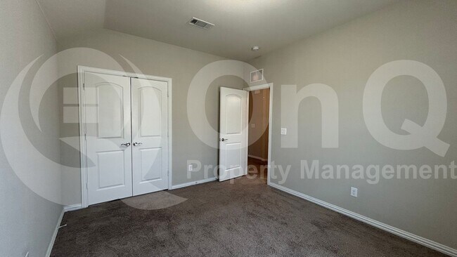 Building Photo - 2221 Candler Club Way