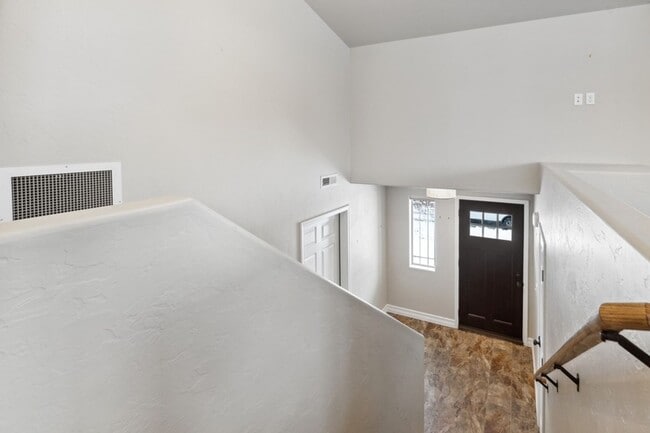 Building Photo - 4 bedroom, 3 bath, corner lot home