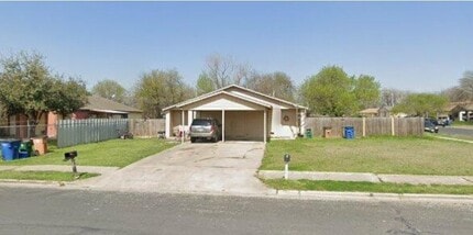 Building Photo - 6918 Wentworth Dr