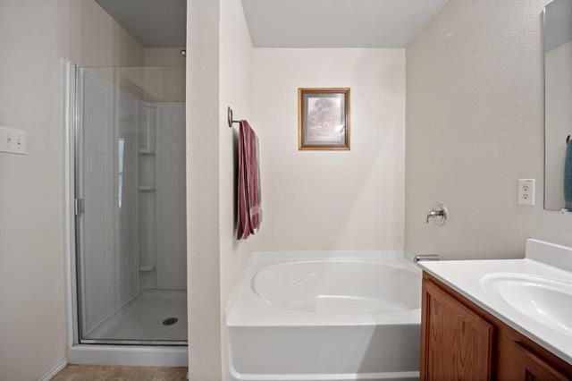 Building Photo - 12841 Serenity Dr