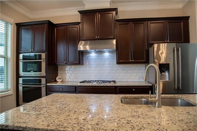 Building Photo - 753 Topsail Ln