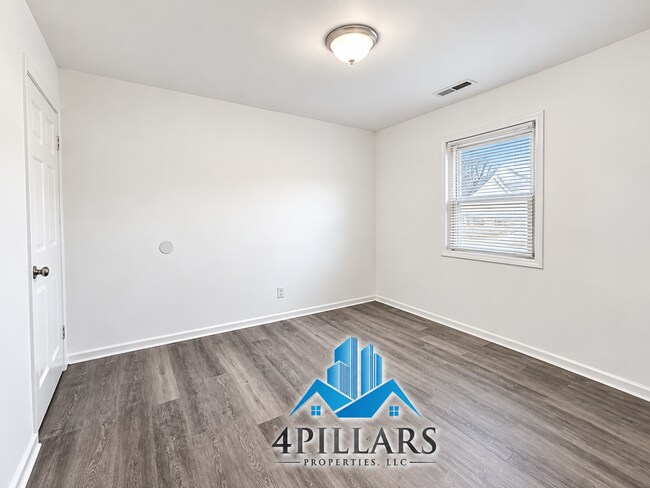 Building Photo - "Outstanding 3-Bedroom Gem in Hammond"
