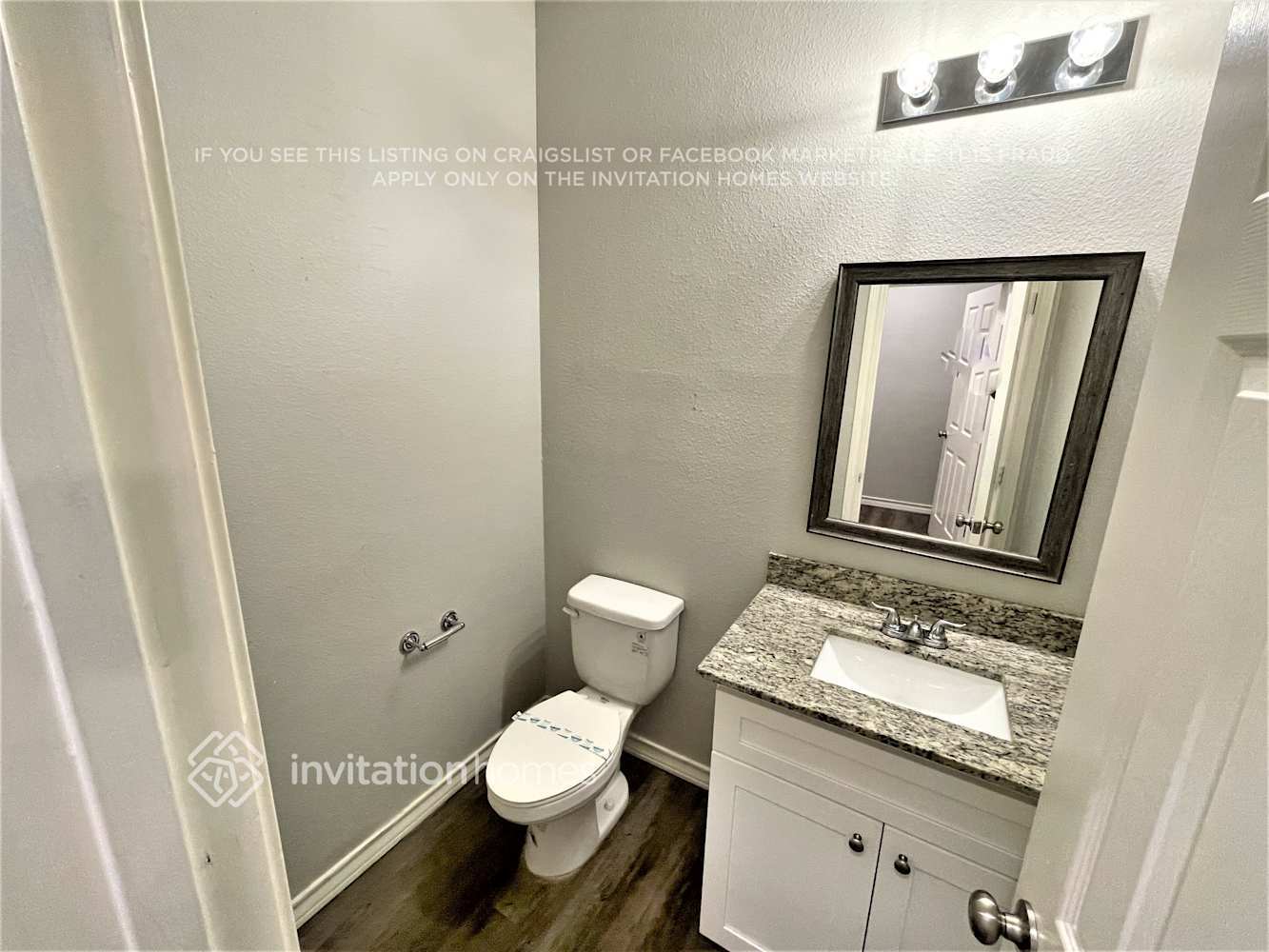 Building Photo - 1944 Melrose St