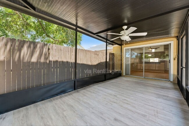 Building Photo - 3306 Laurel Dale Dr