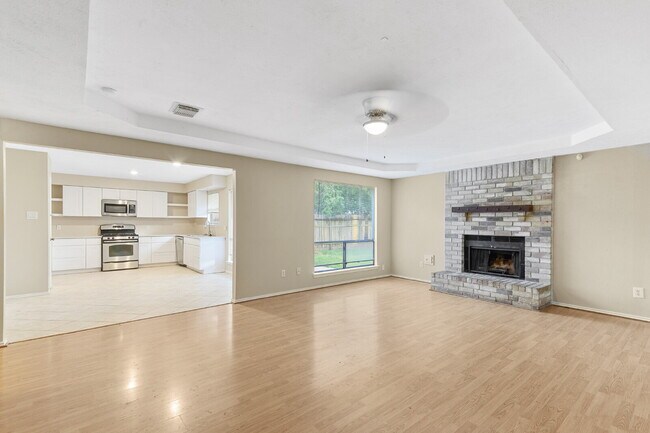 Building Photo - 18067 Garden Manor Dr