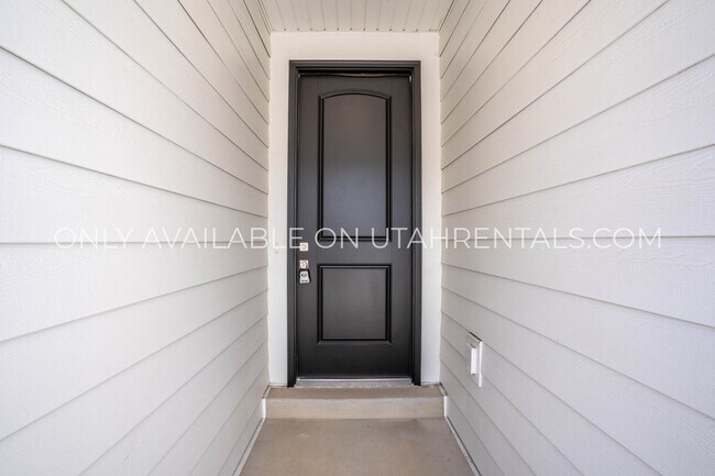 Building Photo - 4152 W 2010 N