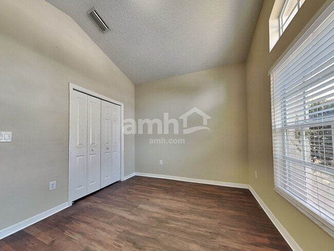 Building Photo - 7029 Monarch Park Dr