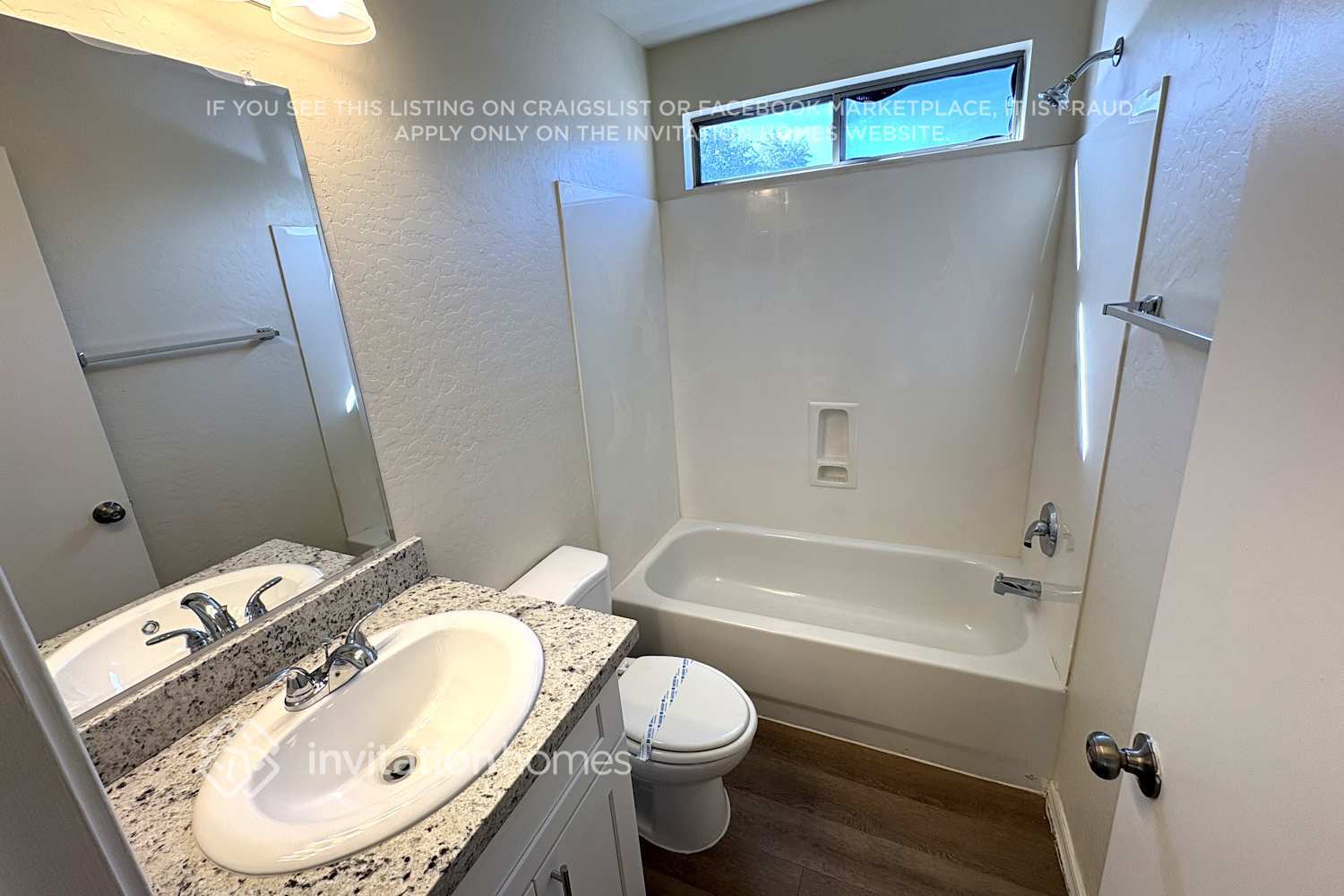 Building Photo - 12537 W Willow Ave