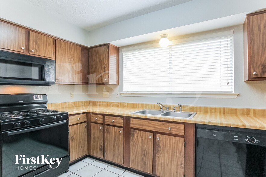 Building Photo - 4227 Autumn Meadow Dr