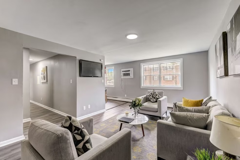 Building Photo - 7200 Marion Ave