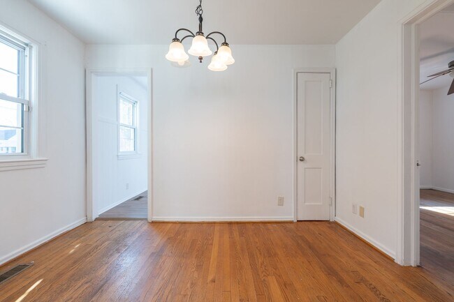 Building Photo - 29 Fiske St