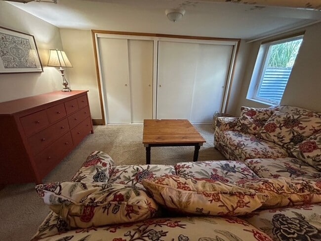 Building Photo - Charming 3 Bedroom, 2 Bath House on the East Side of Kalispell