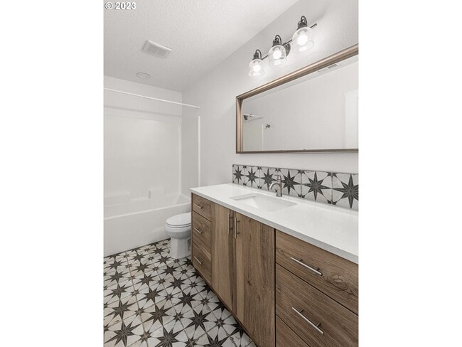 Building Photo - 10977 SE 129th Ave