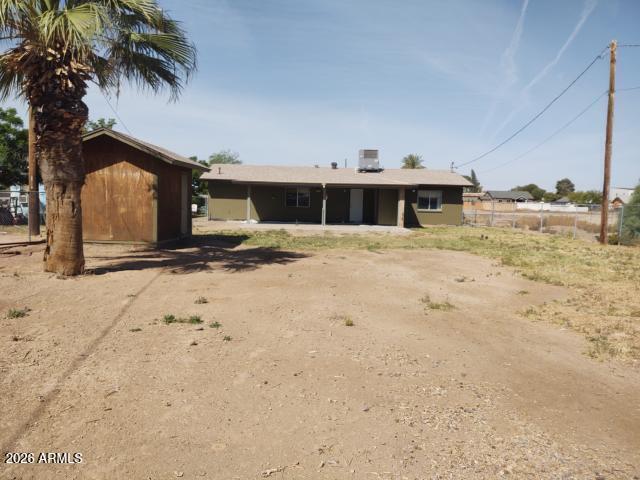 Building Photo - 308 S 3rd St