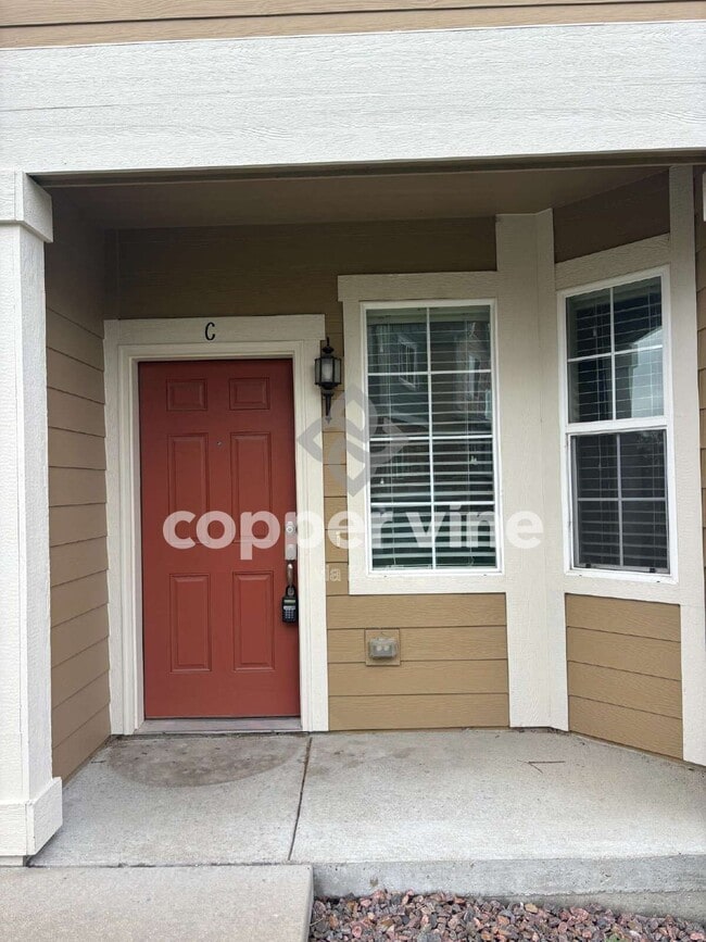 Building Photo - 12874 Jasmine St