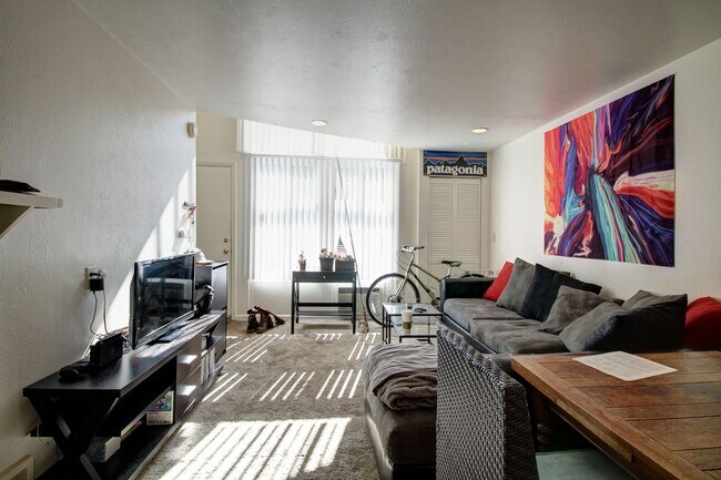 Interior Photo - Crestview Townhomes