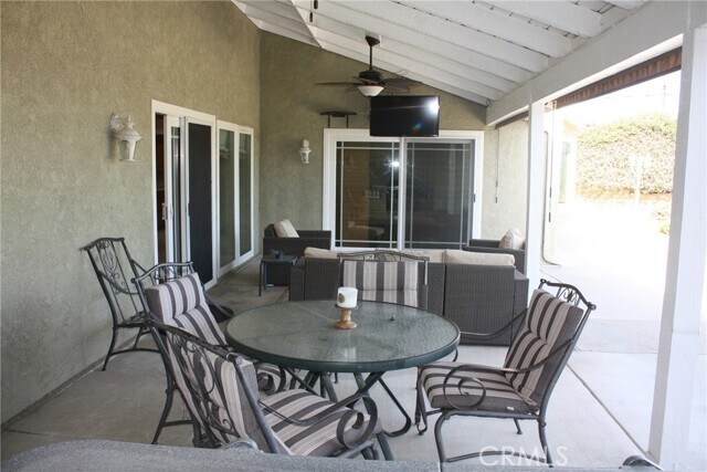 Building Photo - 16540 Wagon Wheel Dr