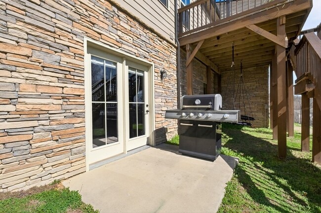 Building Photo - 6794 Falls Ridge Ln