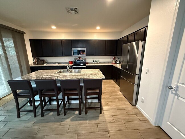 Building Photo - Lovely Eastmark Mesa 4 Bedroom Home for Rent!