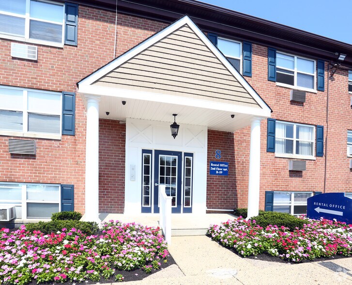 Ashley Court 1090010960 Bustleton Ave Philadelphia PA 19116