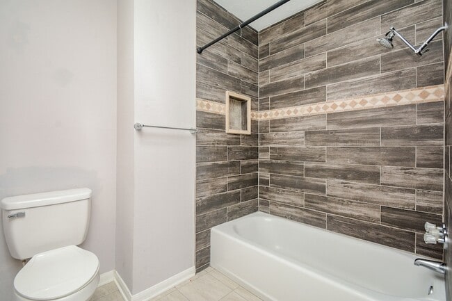 Building Photo - 11610 Cypresswood Dr